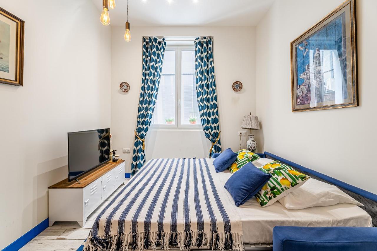 Studio Travel 24M2, 120M Vieux-Port ,Clim , Wifi ,Acces Autonome Avec Code مارسيليا المظهر الخارجي الصورة