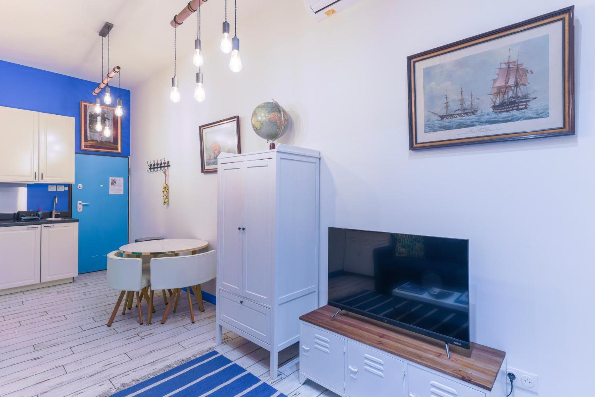 Studio Travel 24M2, 120M Vieux-Port ,Clim , Wifi ,Acces Autonome Avec Code مارسيليا المظهر الخارجي الصورة